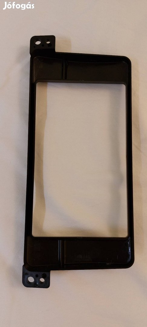 Eladó bmw e46 2 dines fejegységhez való beépitő keret.