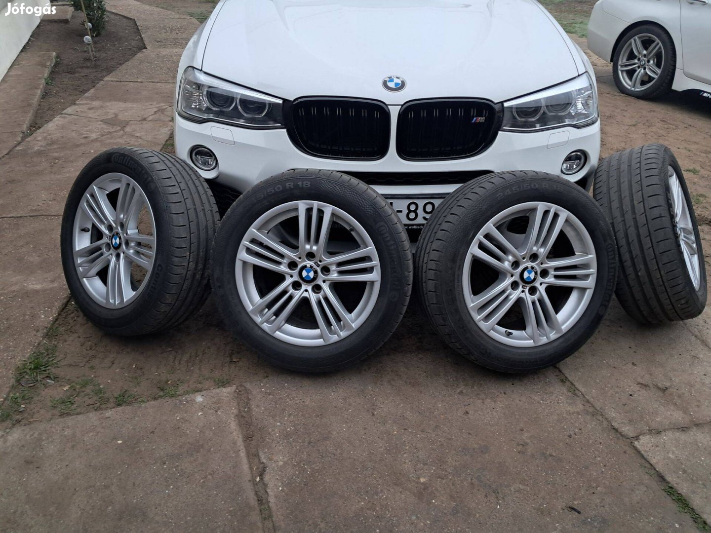 Eladó bmw x4 felnik Continental gumikkal