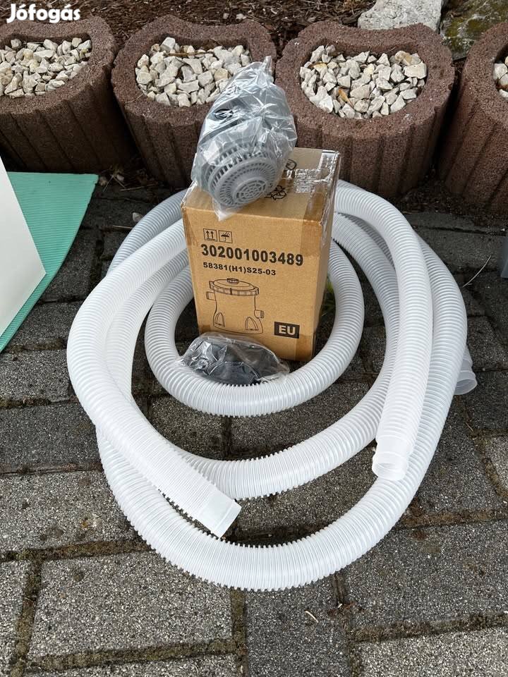Eladó bontatlan Bestway vízszűrő minden tartozékával