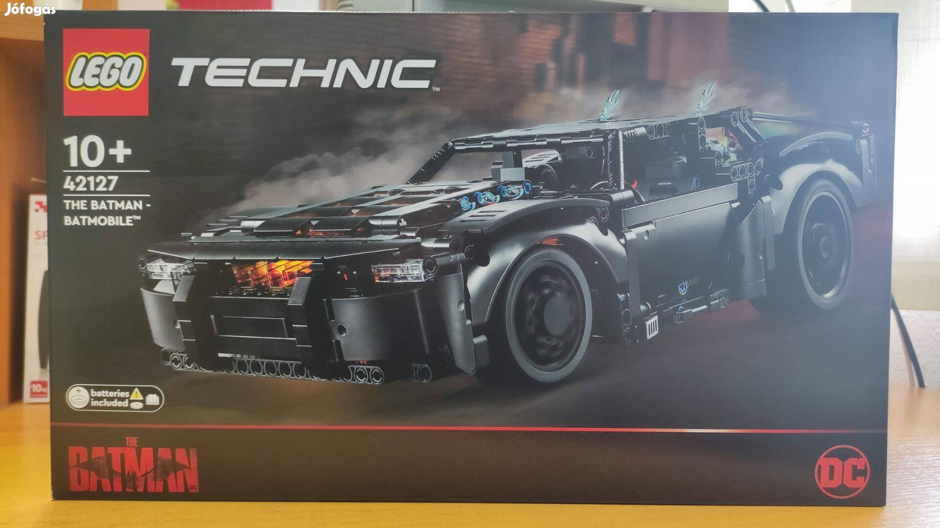 Eladó bontatlan LEGO Technic - The Batman - Batmobile (42127)