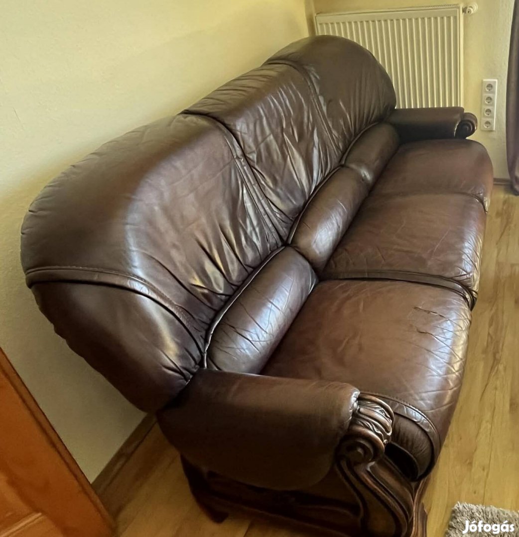 Eladó bőr ülő garnitúra