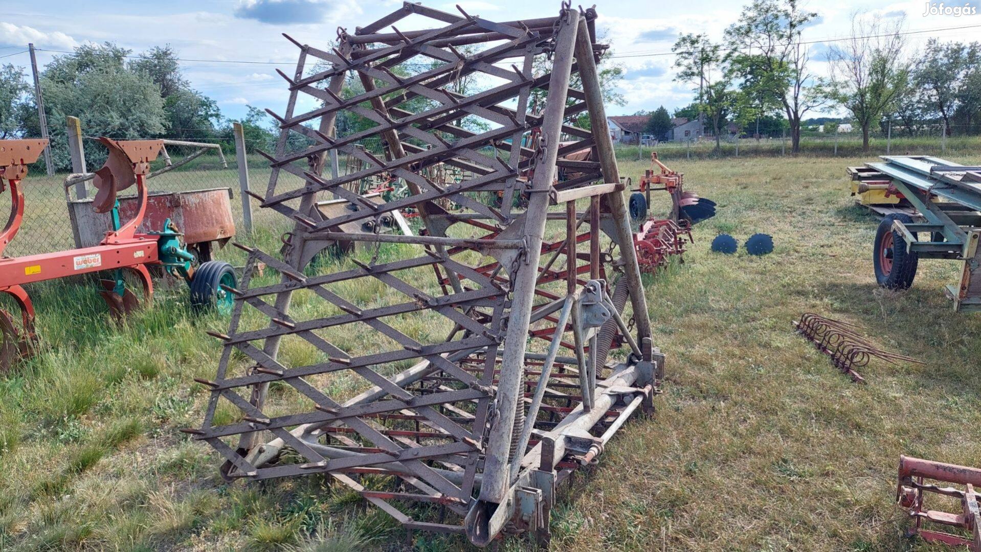 Eladó borona ASTA-6