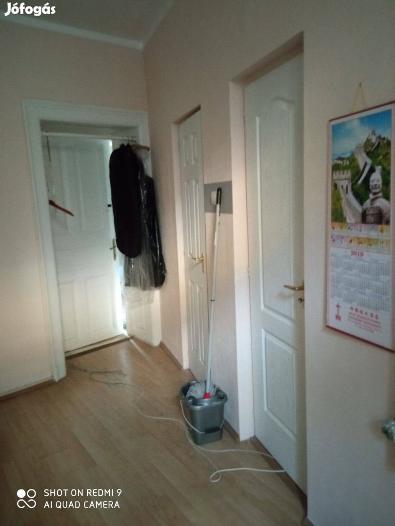 Eladó budapesti lakás