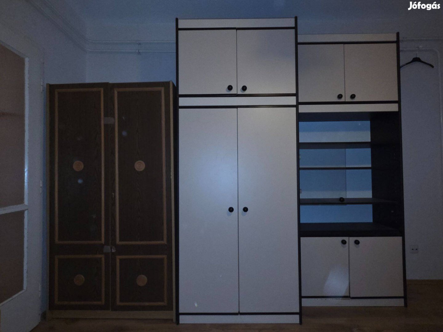 Eladó bútorok Zalaegerszeg, Páterdombon