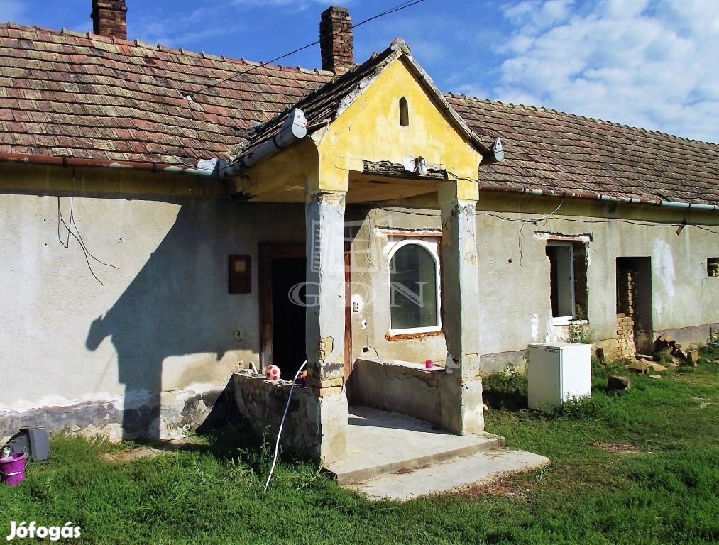 Eladó családi ház Batyk, Batyk