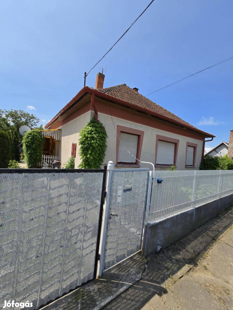 Eladó családi ház Békés vármegye Vésztő