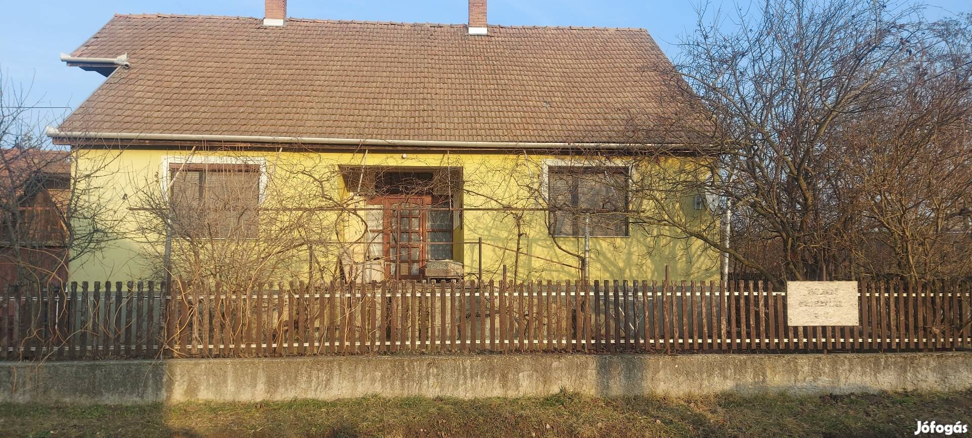 Eladó családi ház Gesztelyben. 