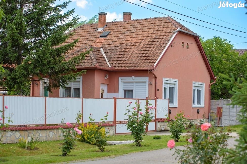 Eladó családi ház Gyulaváriban!