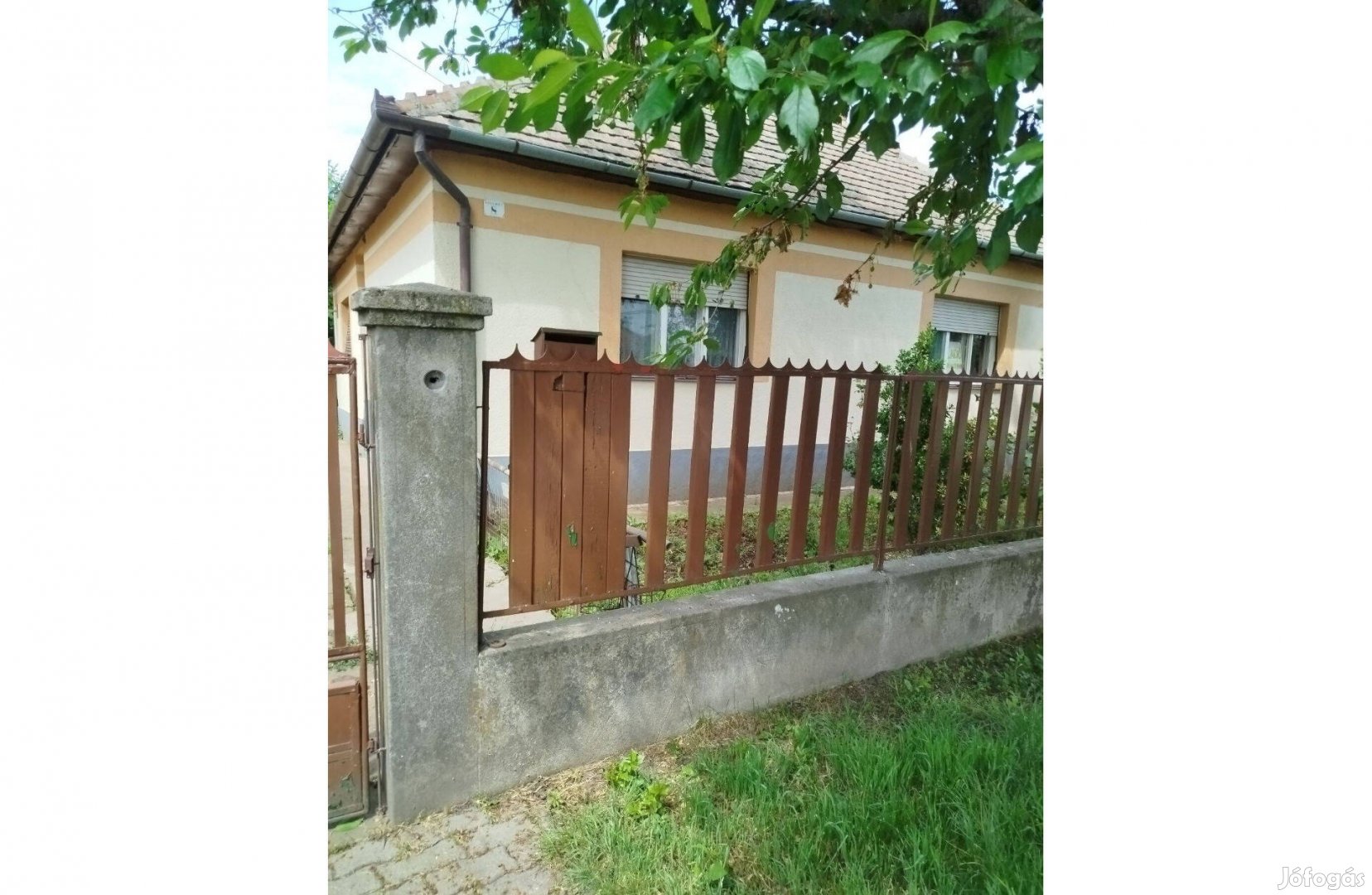 Eladó családi ház Kerekharaszt