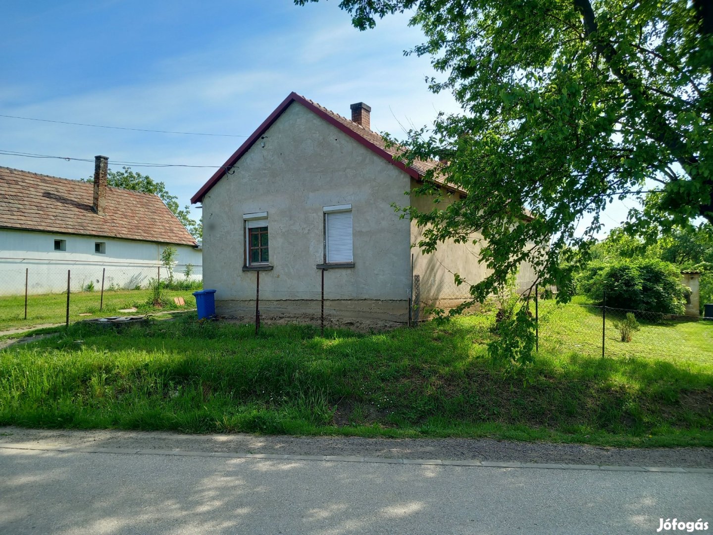 Eladó családi ház Kisbér belterületen a vasútállomás közelében