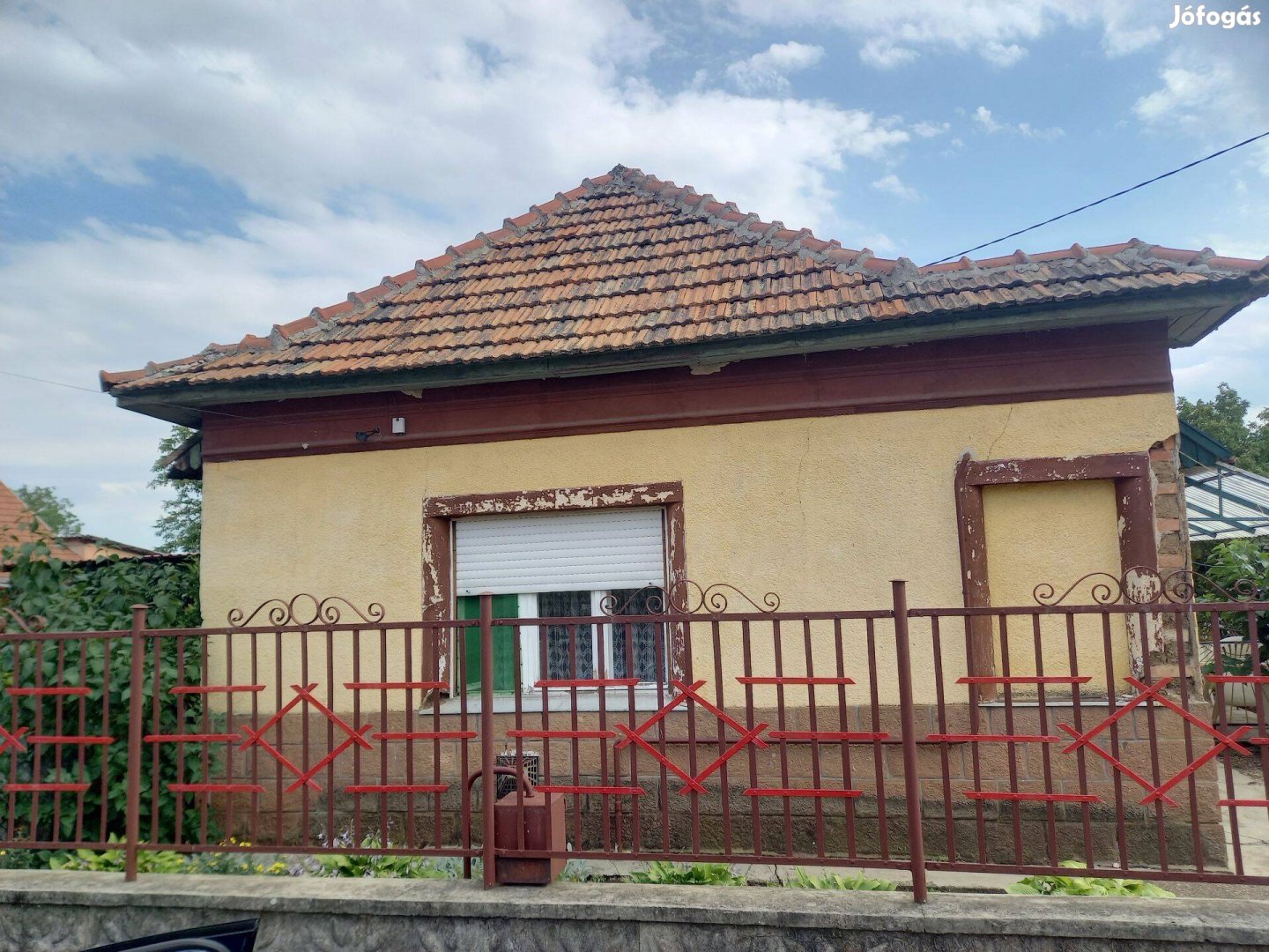 Eladó családi ház Mezőkövesden