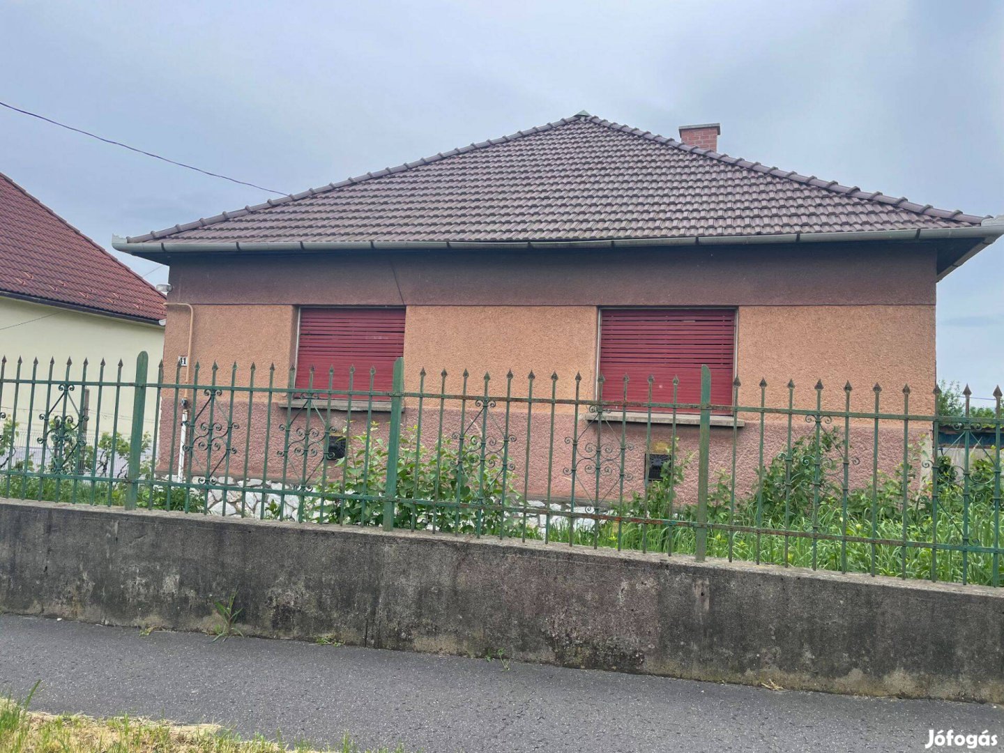 Eladó családi ház Miskolc, Vologda közelében!