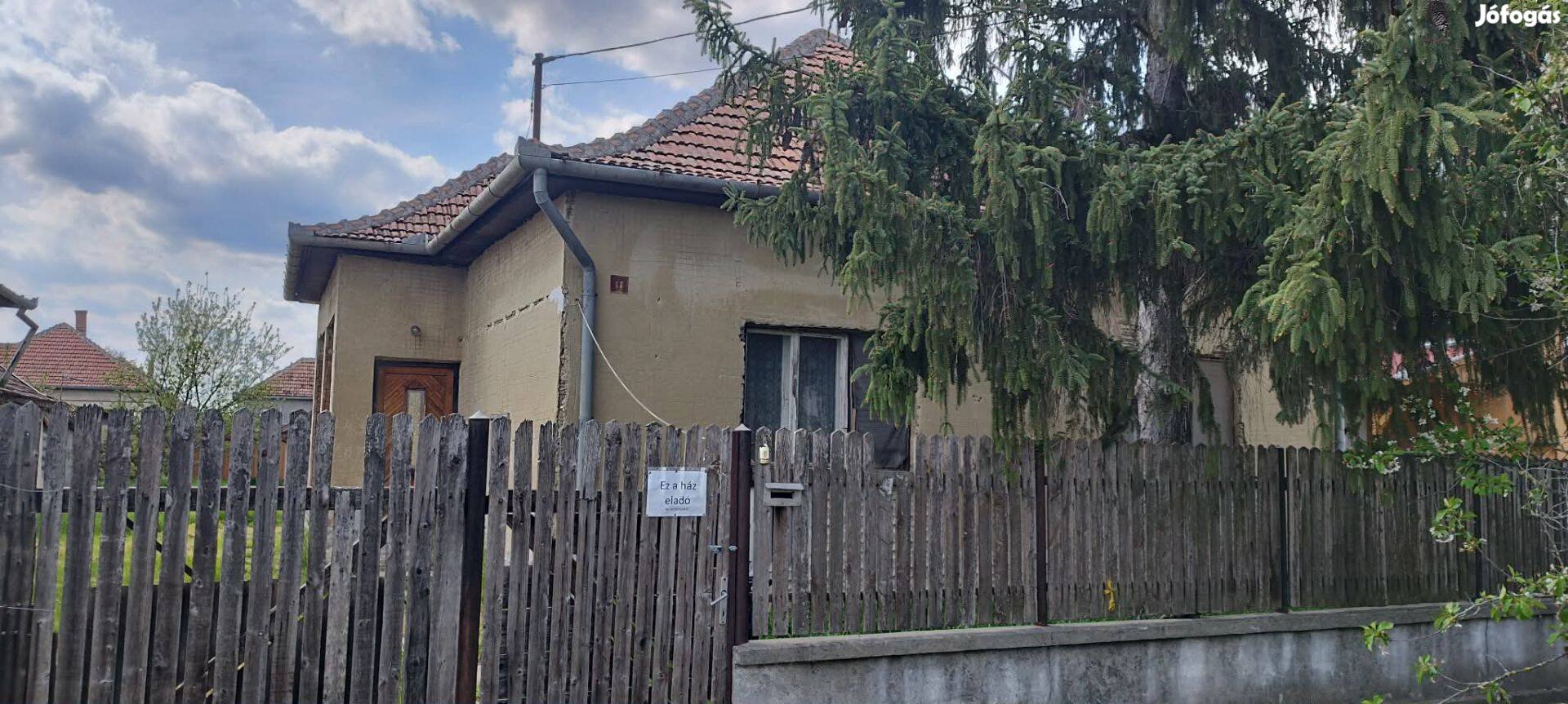 Eladó családi ház Törökszentmiklóson