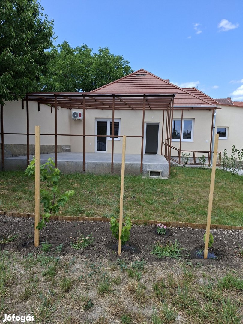 Eladó családi ház, Eger