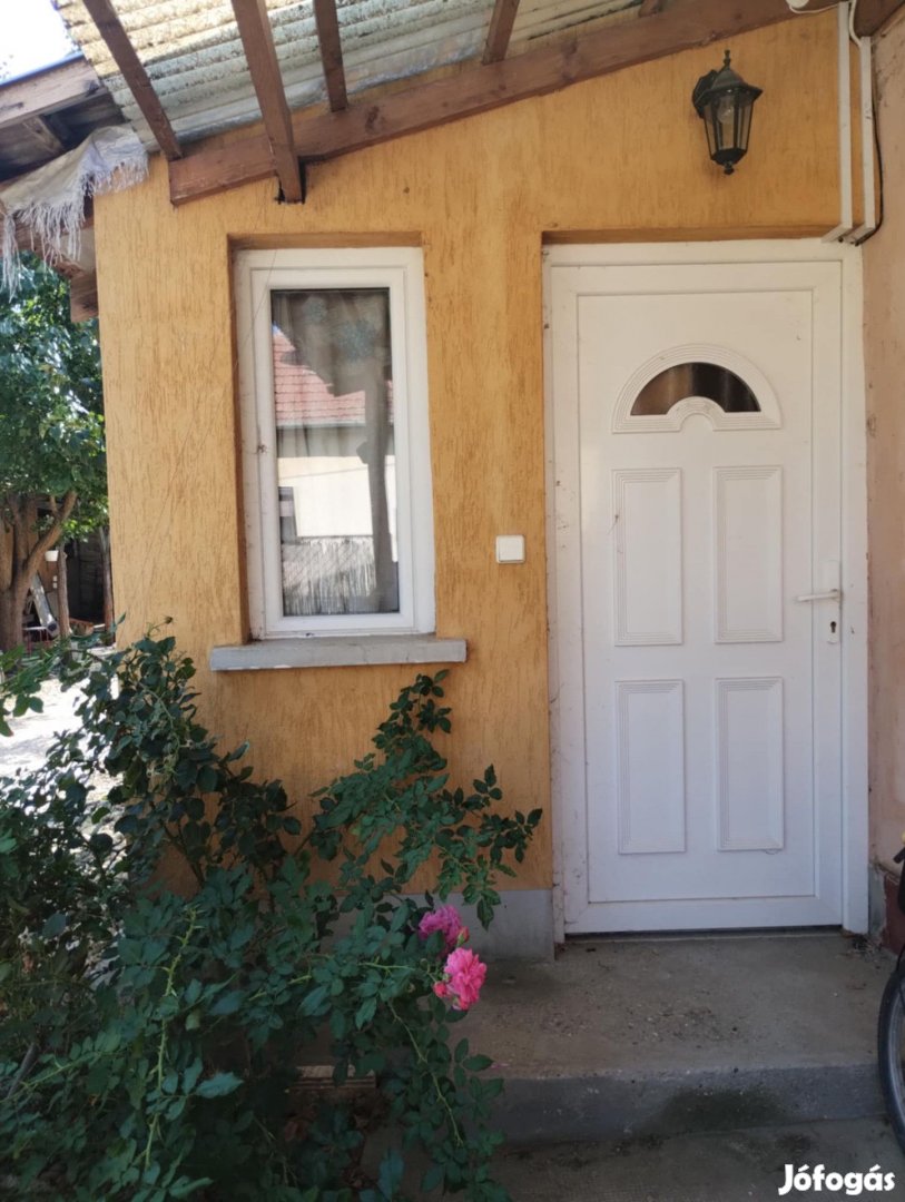 Eladó családi ház, Rákóczifalva