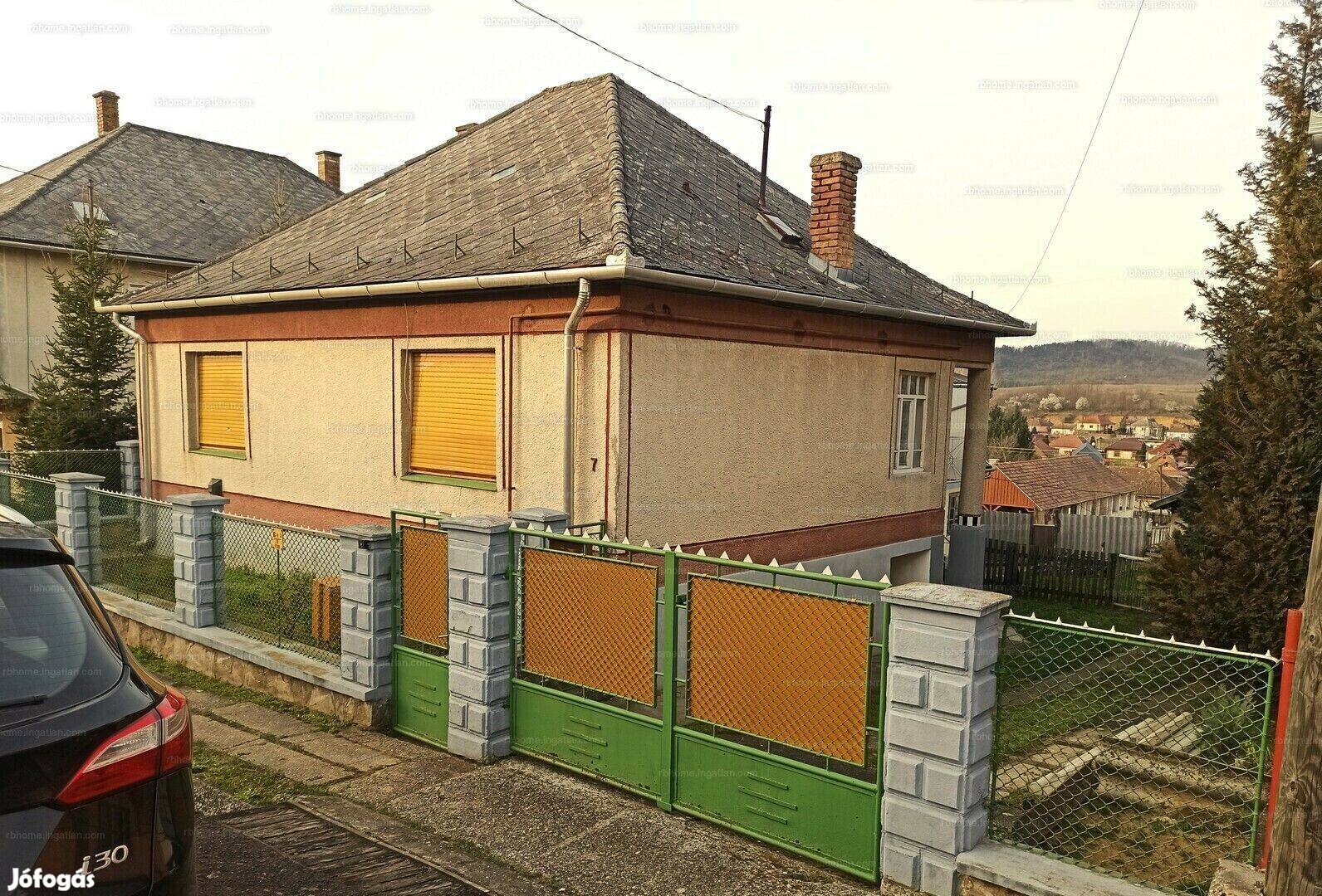 Eladó családi ház - Mátraballa