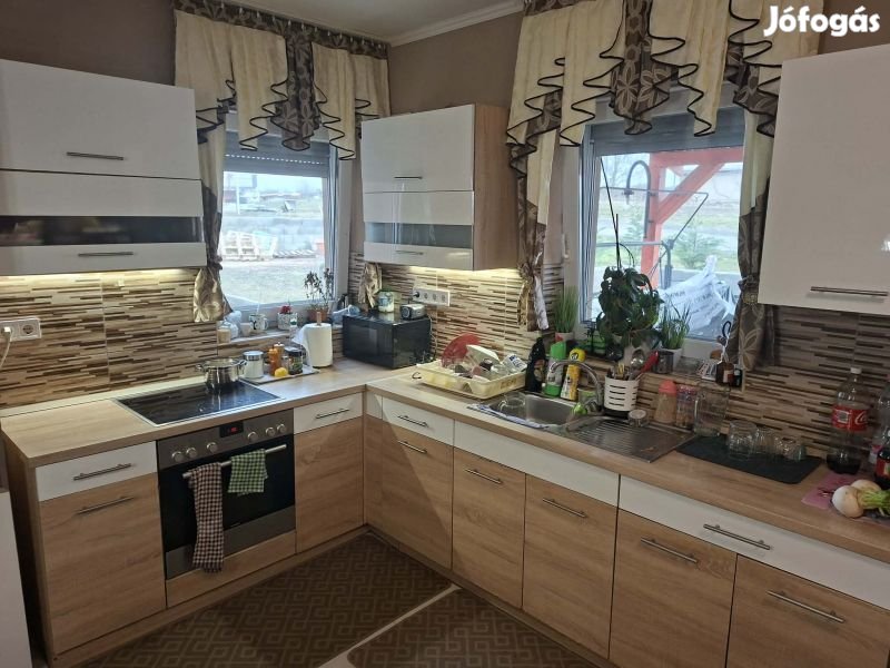 Eladó családi ház kispostavölgyben