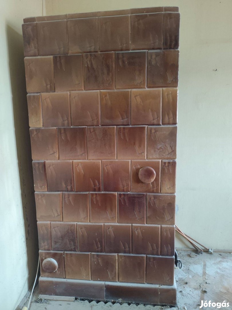 Eladó cserépkályha