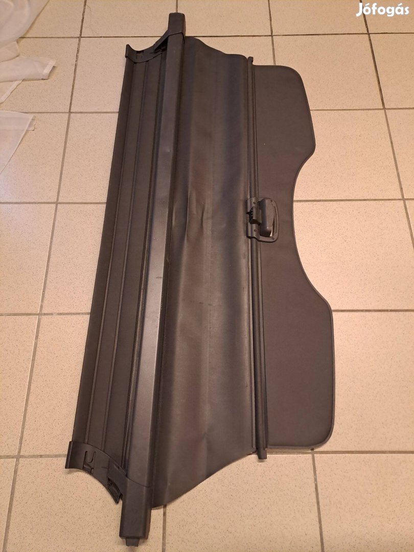 Eladó csomagtartó fedél