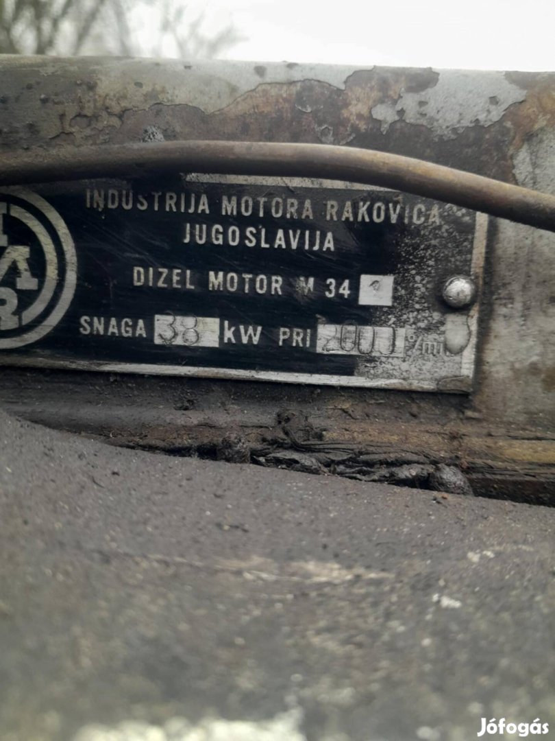 Eladó dizelmotor