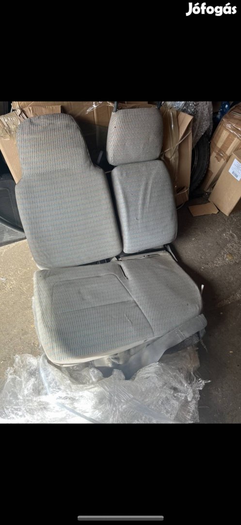 Elado dupla anyós ülés  Toyota Dyna 