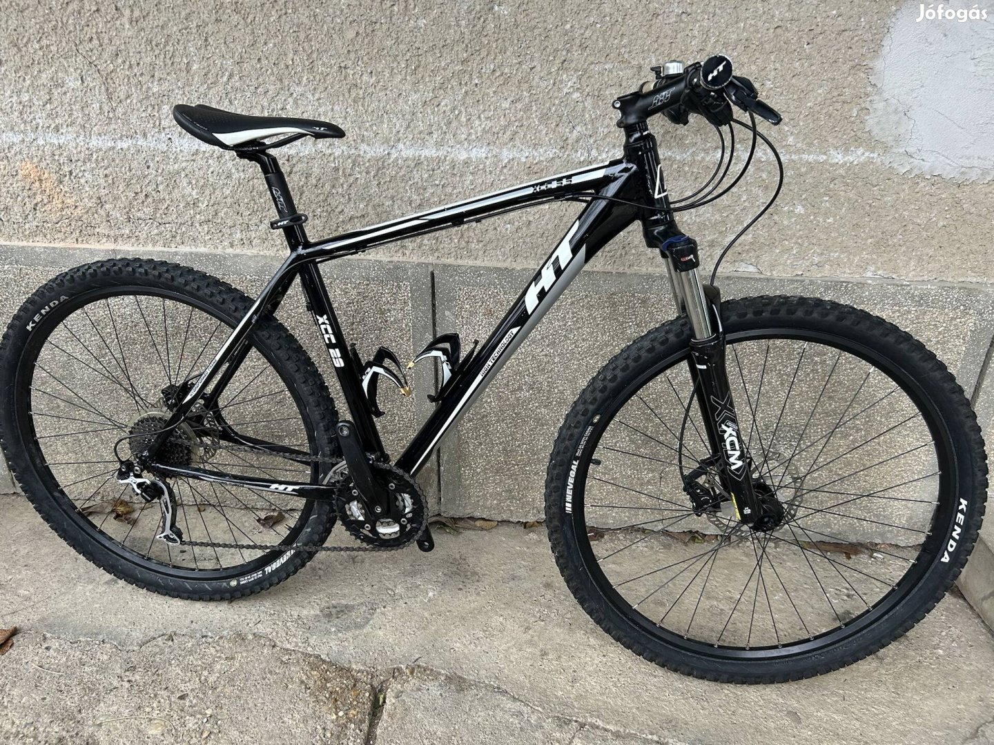 Eladó egy 29" HT Xcc 29 típusú mtb