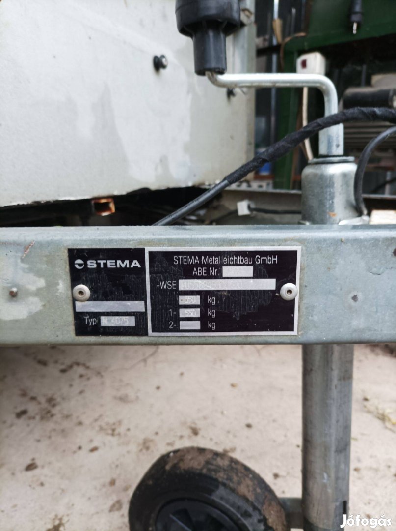 Eladó egy 550-es utánfutó