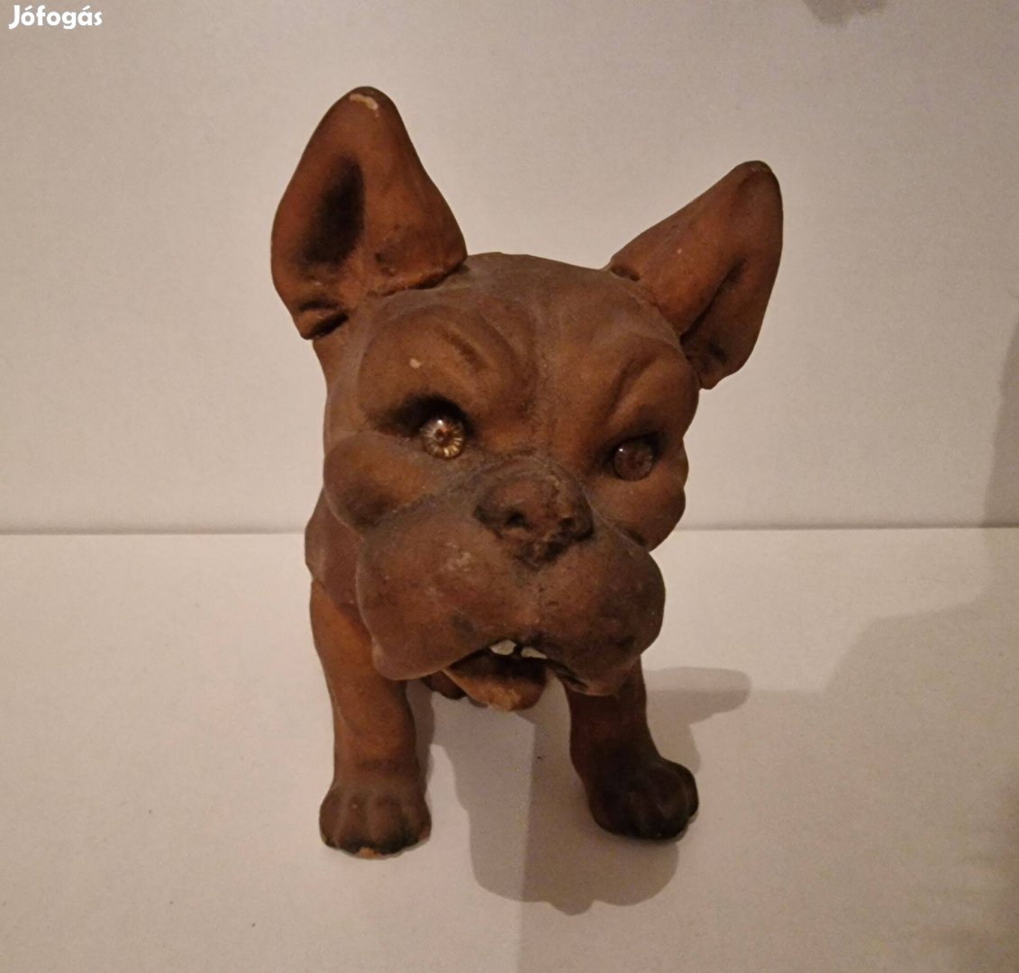 Eladó egy 70-es évekbeli retro bólogatós bulldog