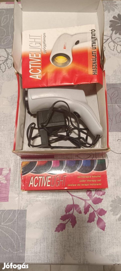 Eladó egy Active light gyogylampa teljes Szinterapiaval!