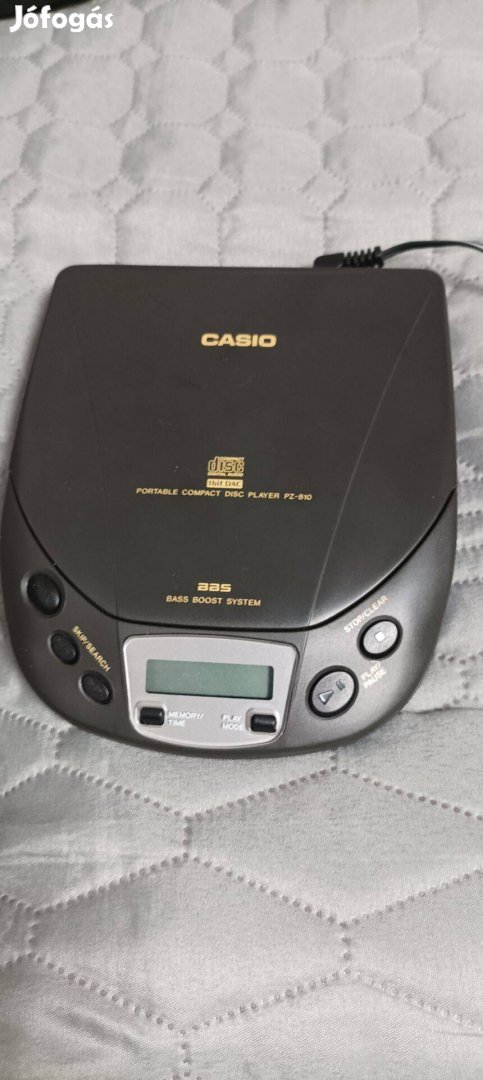 Eladó egy Casio hordozható Cd lejátszó