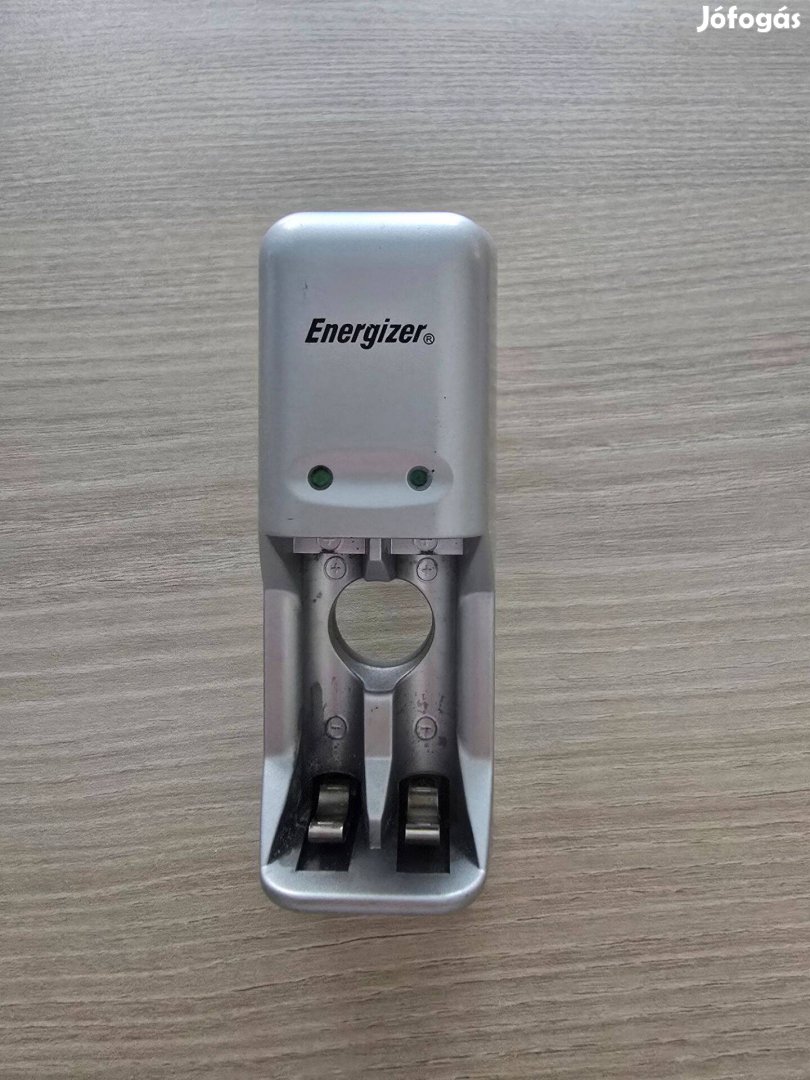 Eladó egy Energizer CH2PC-EU elemtöltő