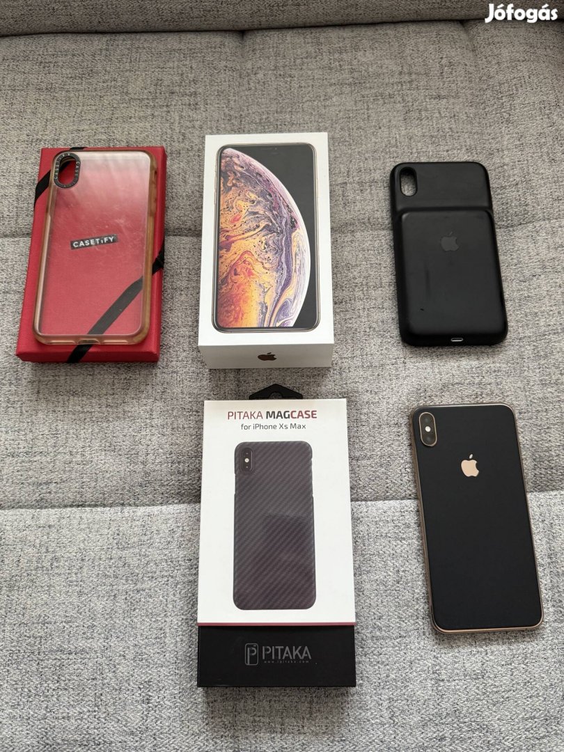 Eladó egy Iphone Xs Max 256GB Gold, sok prémium tokkal