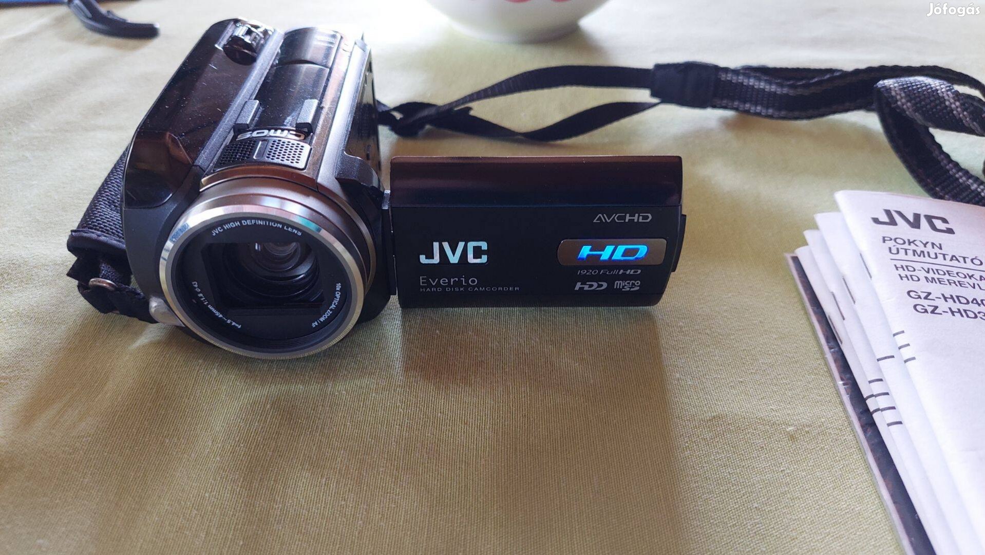 Eladó egy JVC GZ-HD30