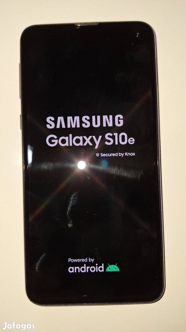 Eladó egy Samsung Galaxy 5,8 kijelzős 6GB RAM/128GB