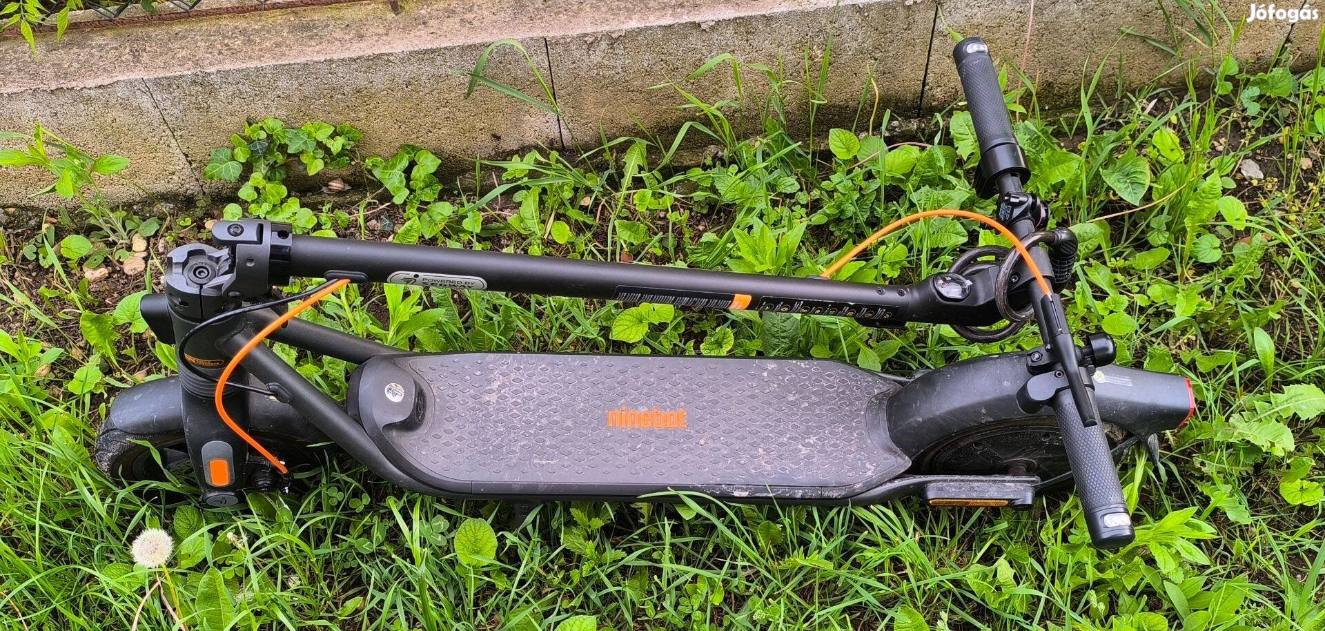 Eladó egy Segway F2 Pro elektromos roller. 250km Bp