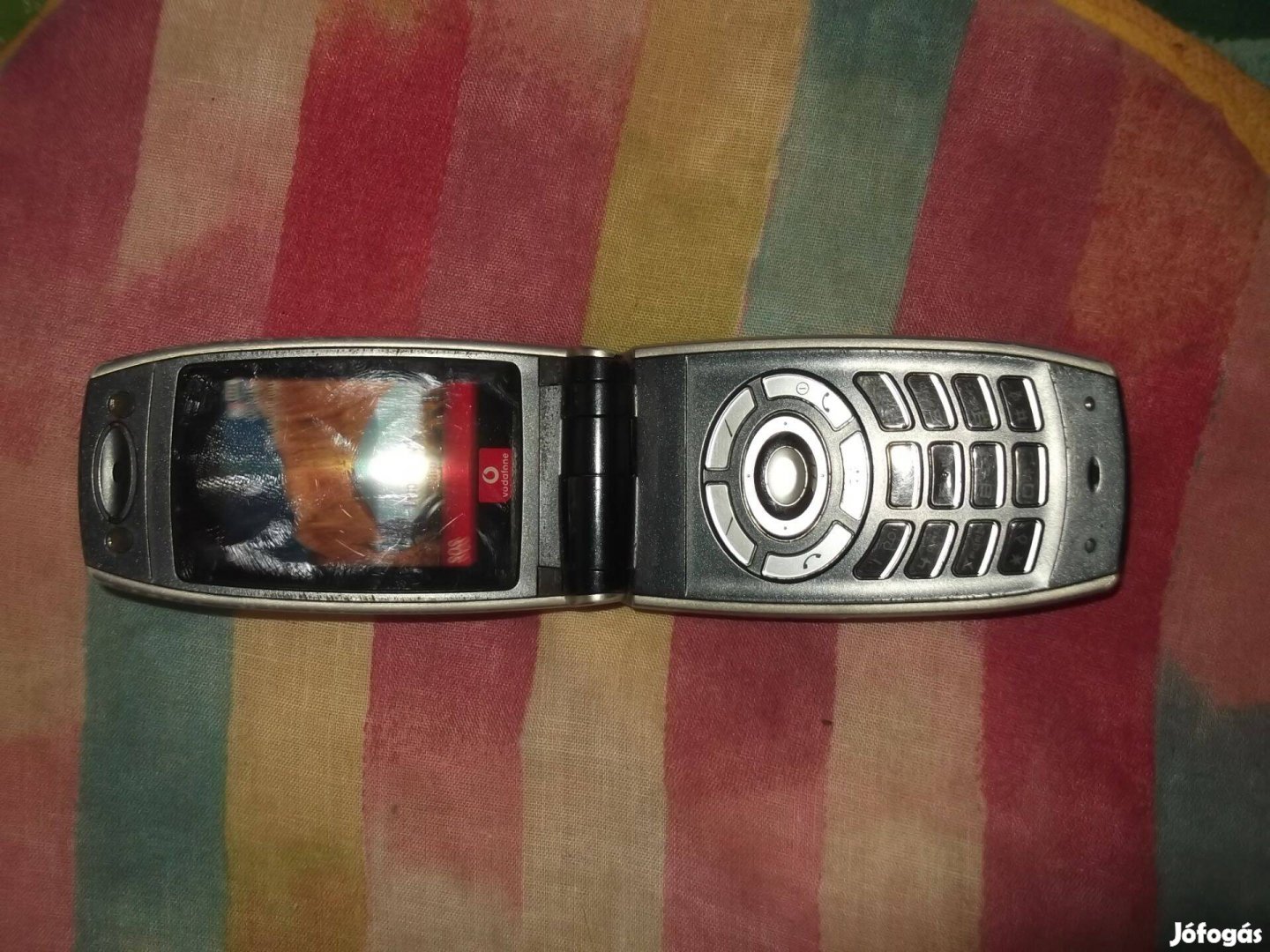 Eladó egy Sharp Gx- 25 típusú Vodafone ONE függően. egy