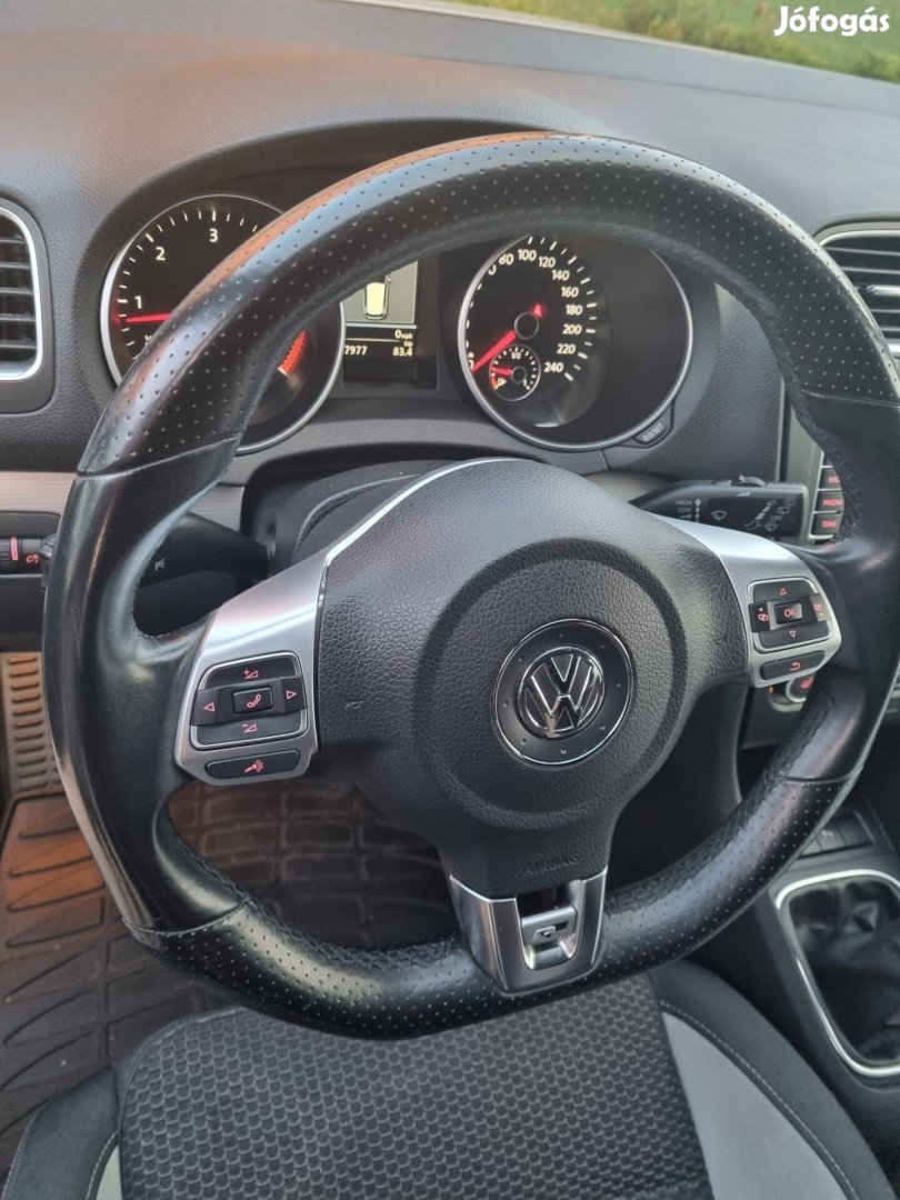 Eladó egy Volkswagen Golf VI R-Linea 2.0 TDI