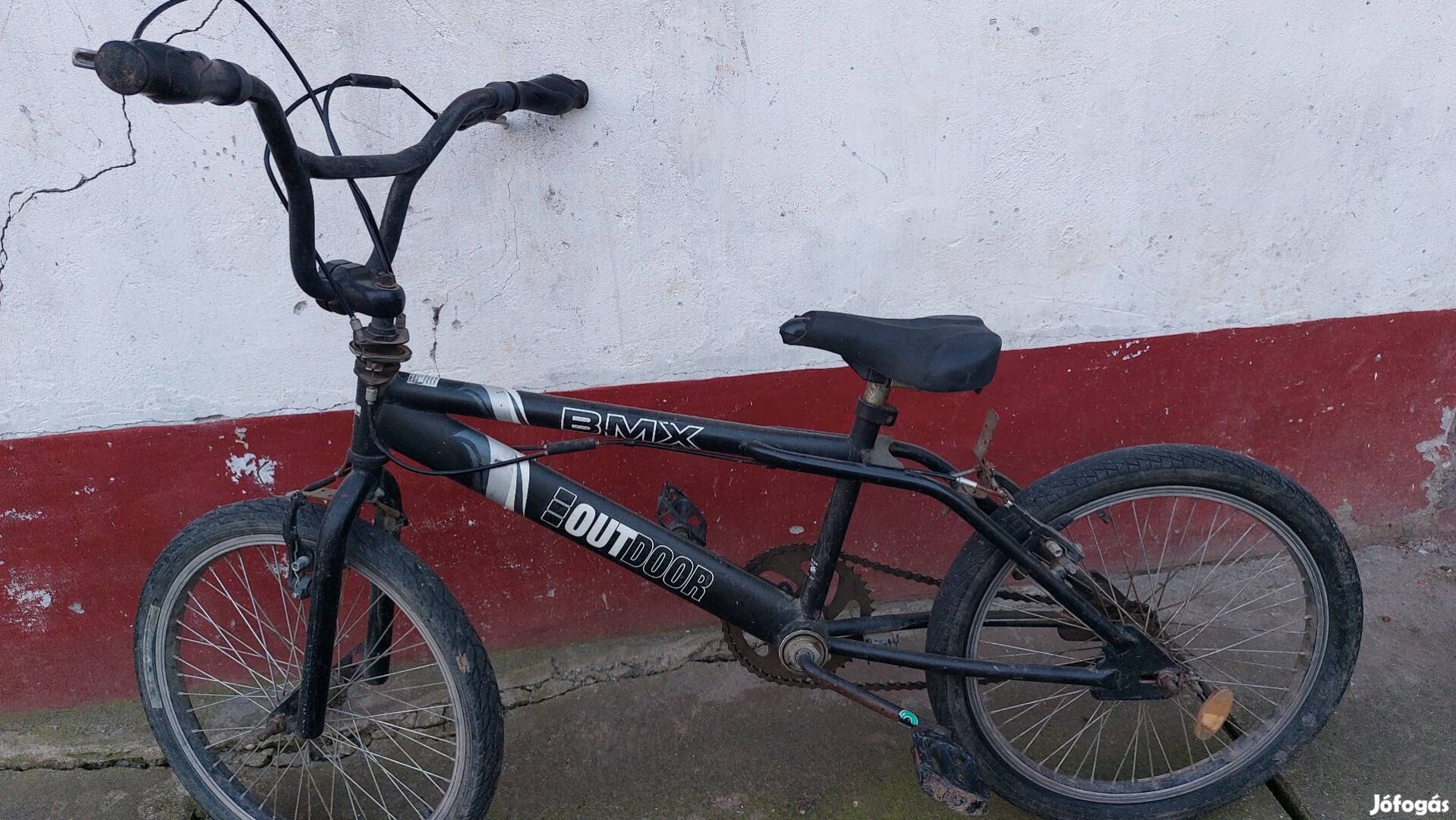 Eladó egy fiú Bmx 20 as méretű kerékpár.