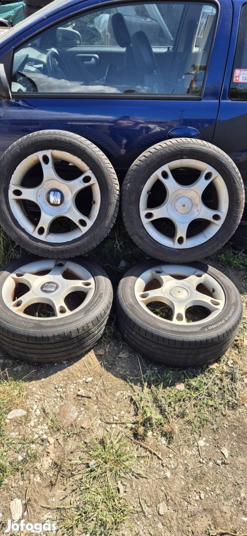 Eladó egy garnitúra gyári Seat Rl6 alufelnik. 205/55 R 16 gumikkal.