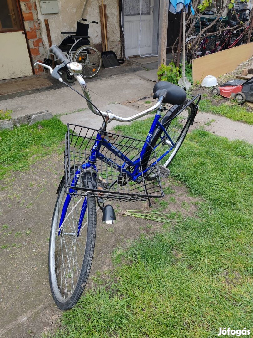 Eladó egy használt 28-as kerékpár 