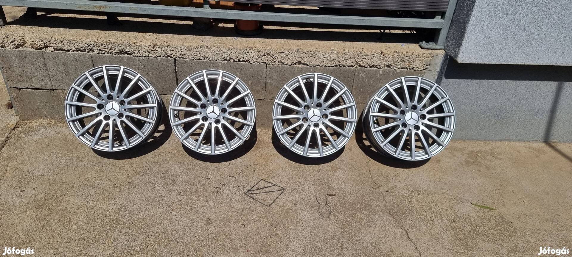 Eladó egy használt 5x112 16" gyári W205 Mercedes alufelni garnitúra