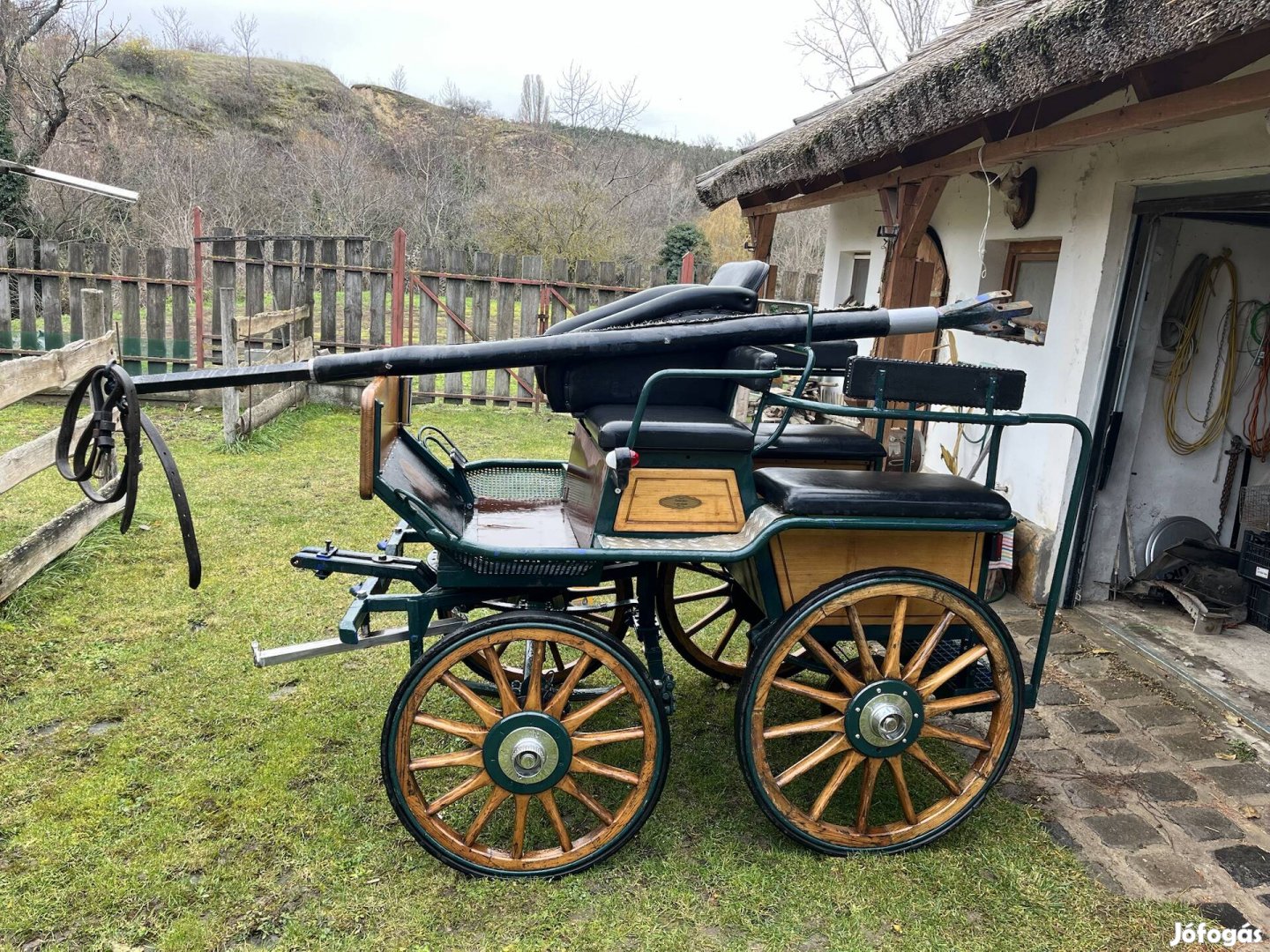 Eladó egy holland "Stücker"gyártmányú jártató kocsi