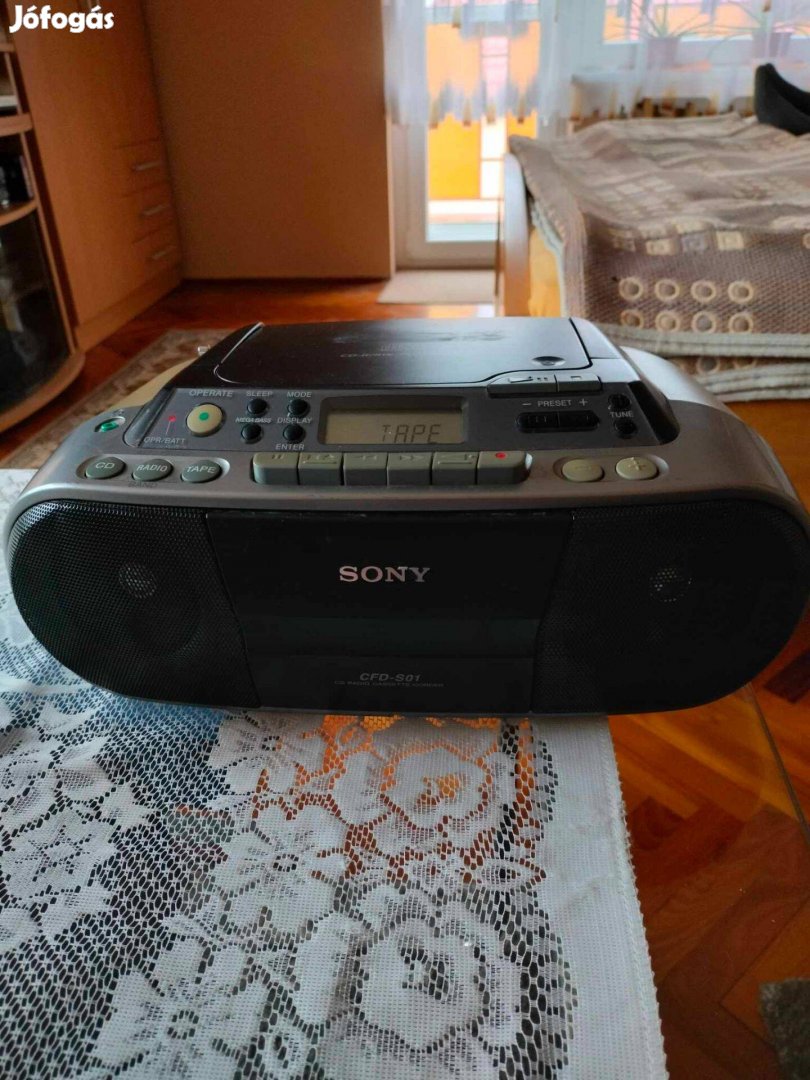 Eladó egy jó állapotban levő Sony CD-s rádió magnó