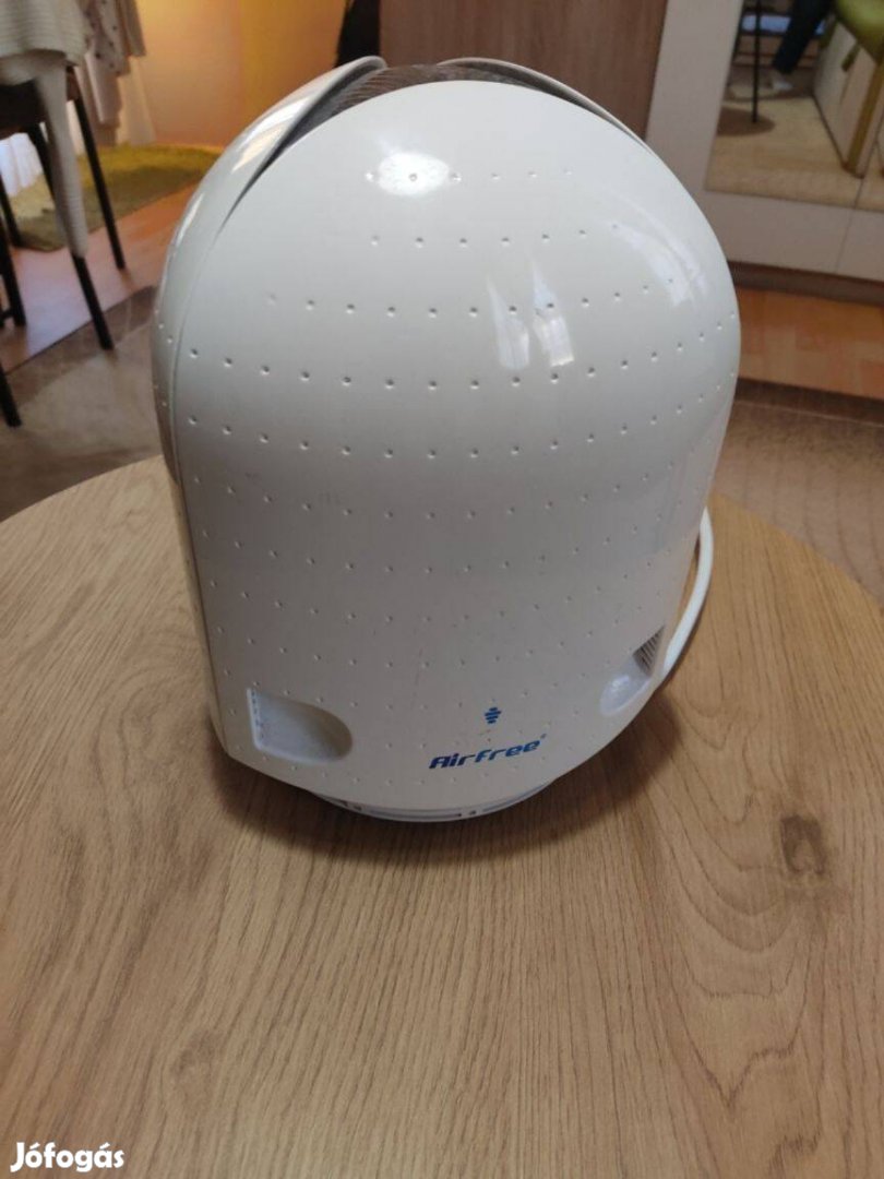 Eladó egy jó áron lévő Air Purifier P60-as típusú légtisztitó!