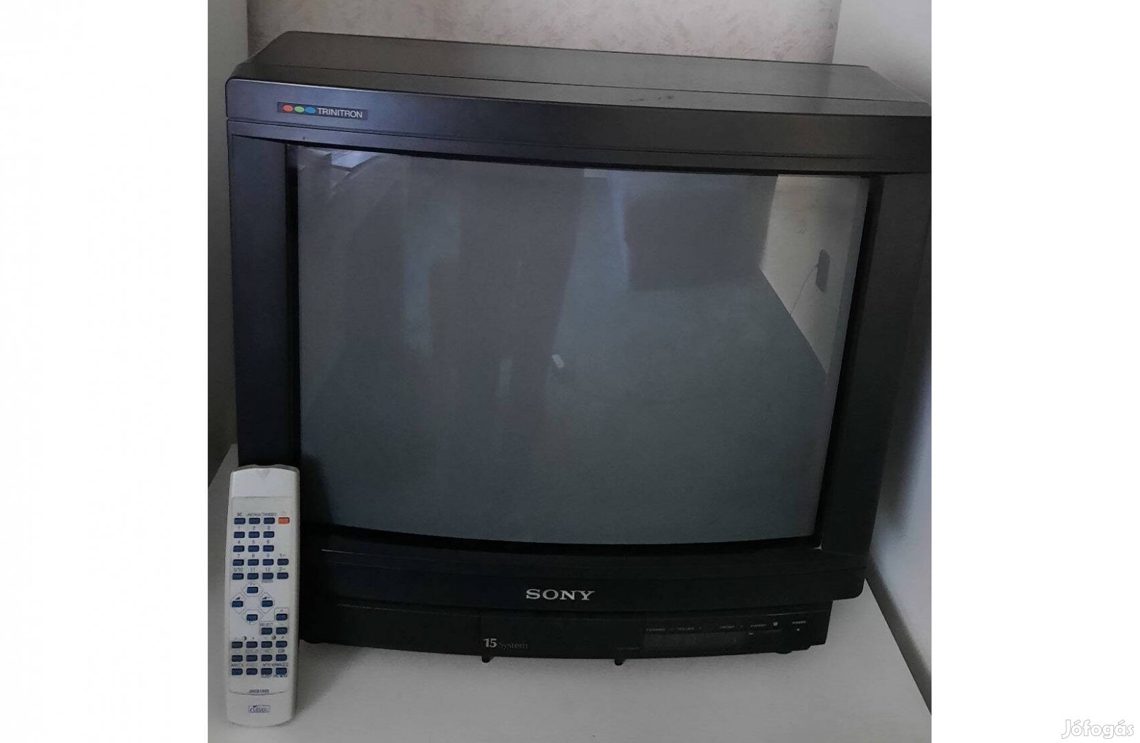 Eladó egy kifogástalanul működő, szép képű Sony TV (52 cm)