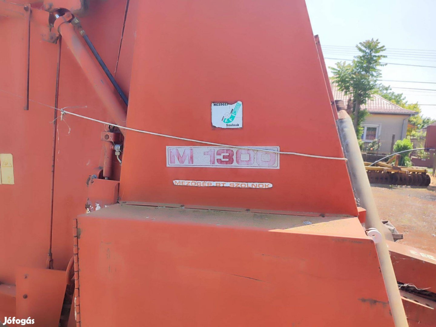 Eladó egy normál állapotú bálázó!