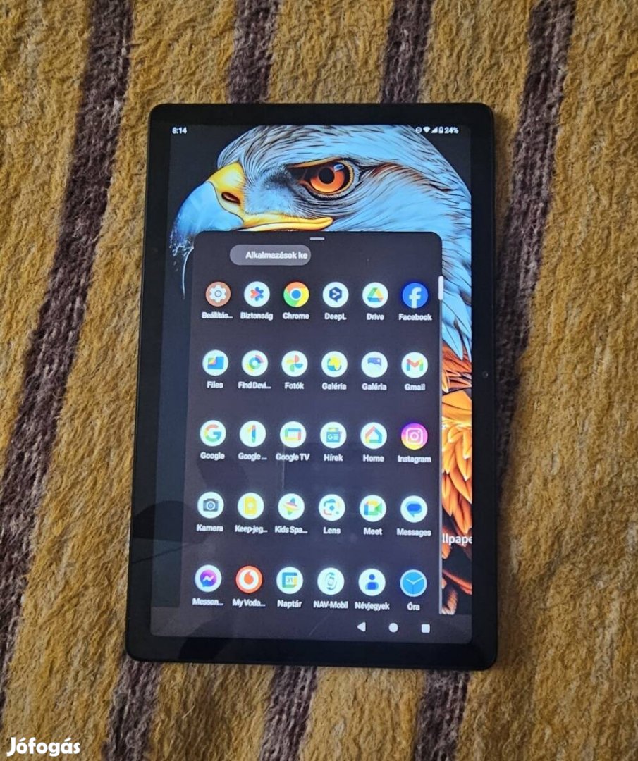 Eladó egy pár napos Tablet