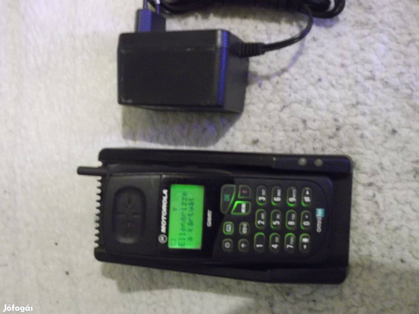 Eladó egy retro ritkaság, mint a Motorola Omnitel mobiltelefon