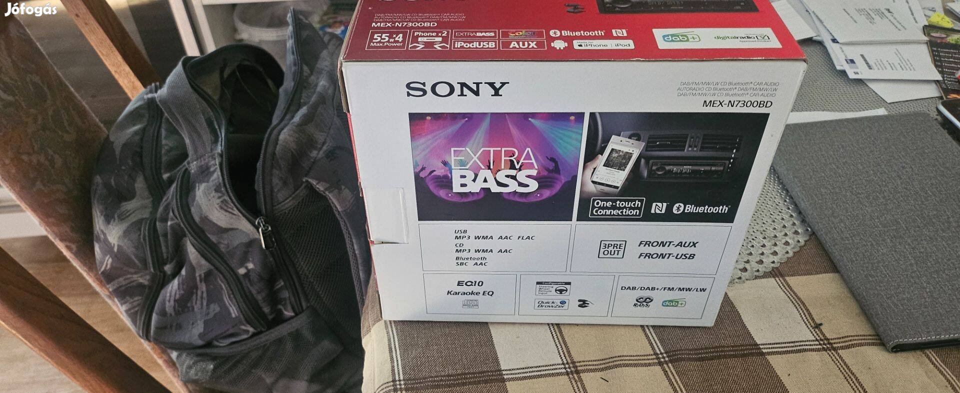 Eladó egy sony fejegység