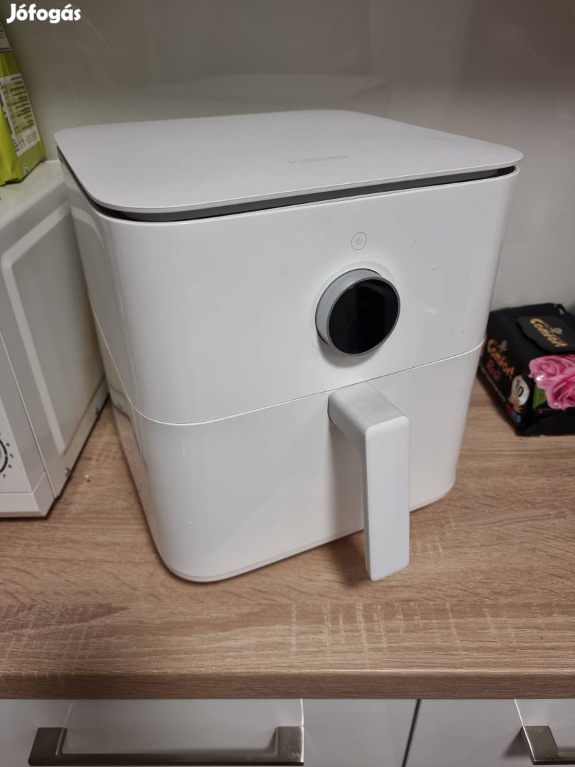 Eladó egy teljesen új Xiaomi Smart Air Fryer 6.5L (BHR7358EU)